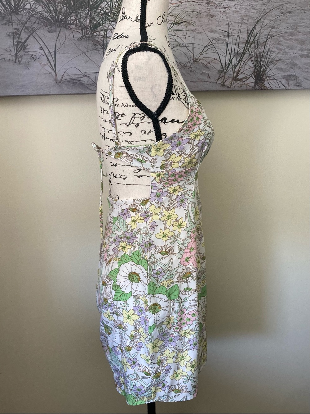 RSQ Tilly’s white floral spaghetti-strap mini dress, pink/green/yellow, size M - Picture 4 of 10